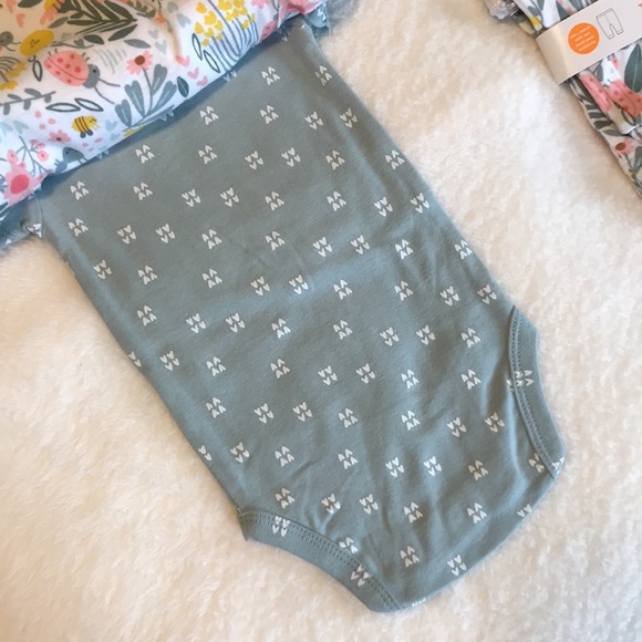 NWT - 6mo Onesies and Pants by Just One You by Carters - Picture 3 of 5